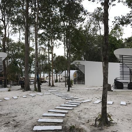 The Pipes Resort Koh Rong Sanloem Exterior photo
