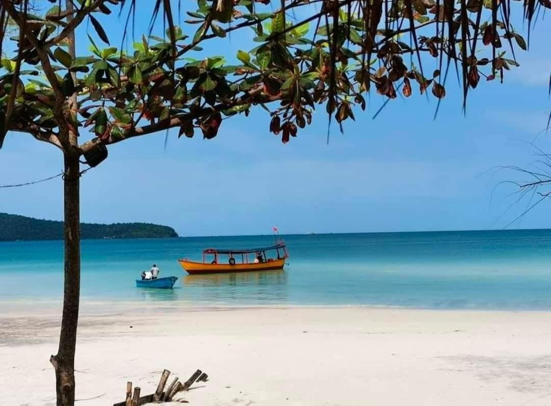 The Pipes Resort Koh Rong Sanloem Exterior photo