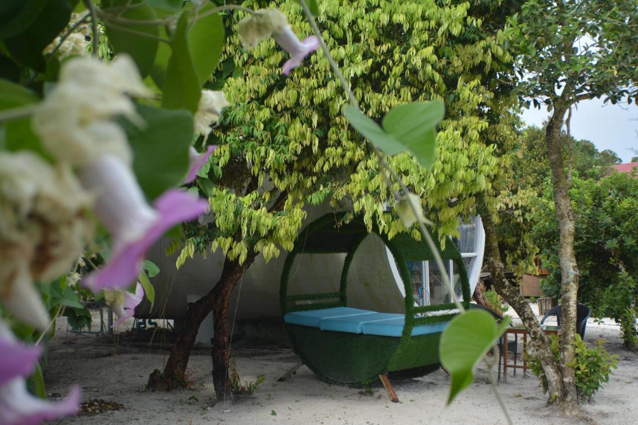 The Pipes Resort Koh Rong Sanloem Exterior photo