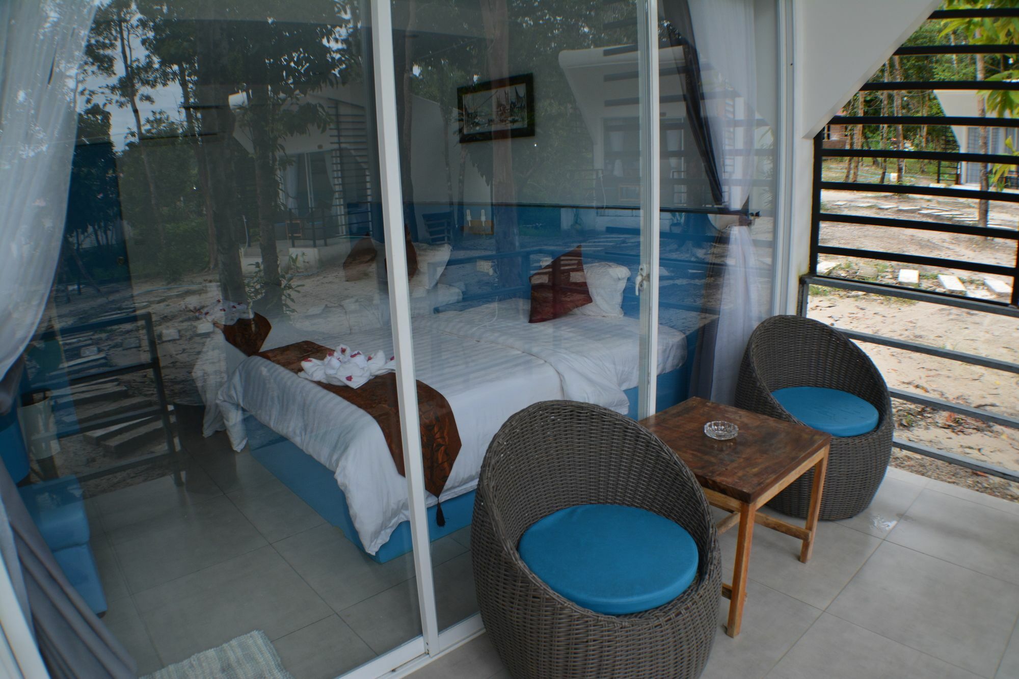 The Pipes Resort Koh Rong Sanloem Exterior photo