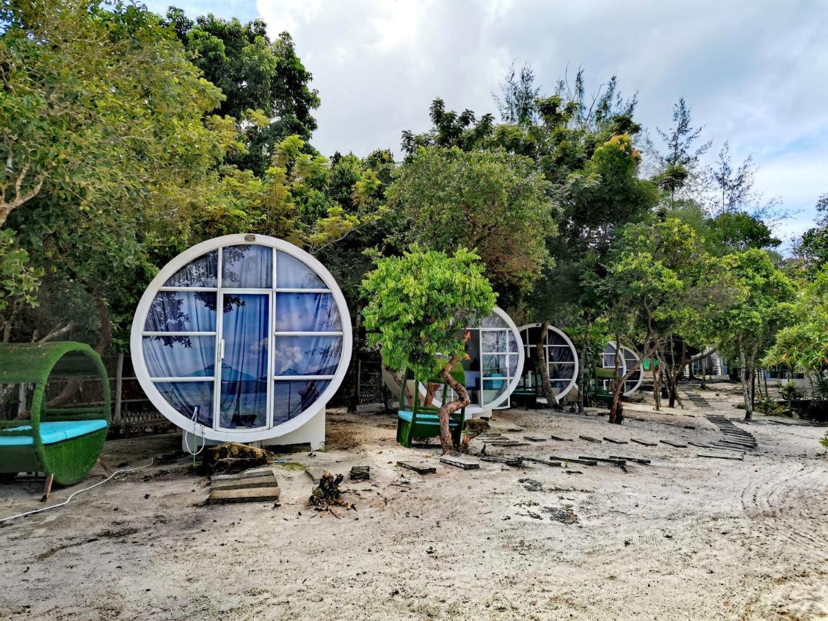 The Pipes Resort Koh Rong Sanloem Exterior photo